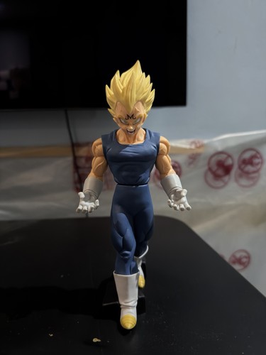 Majin vegeta figure - , dragon